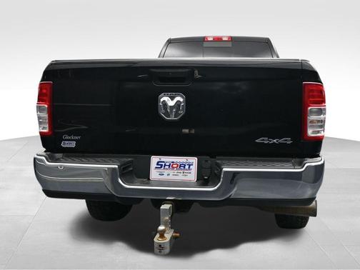 Diamond Black Crystal Pearlcoat 2020 RAM 3500 Tradesman Crew Cab 4x4 8' Box