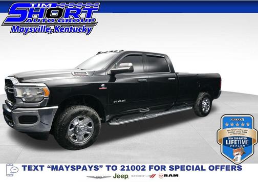 Diamond Black Crystal Pearlcoat 2020 RAM 3500 Tradesman Crew Cab 4x4 8' Box