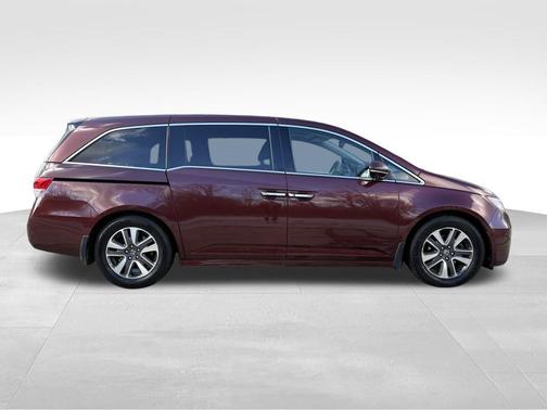 2016 Honda Odyssey Touring Elite