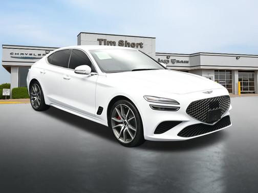 Alta White 2025 Genesis G70 2.5T RWD