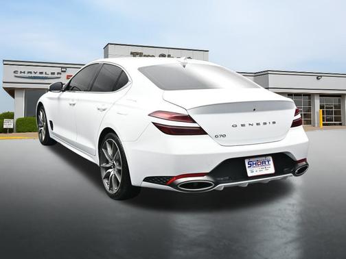 Alta White 2025 Genesis G70 2.5T RWD