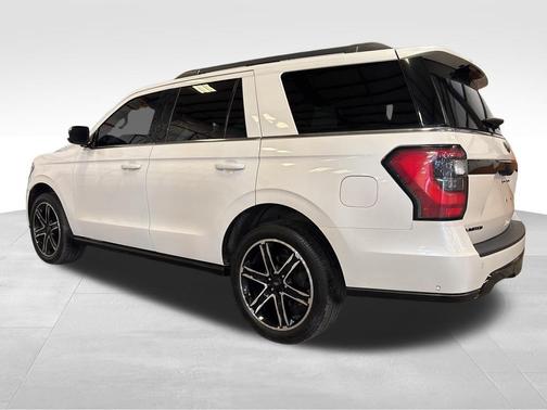 White Platinum Metallic Tri-Coat 2019 Ford Expedition Limited