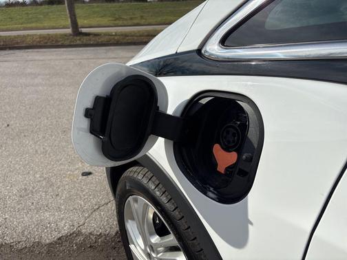 2023 Chevrolet Bolt EV FWD 1LT