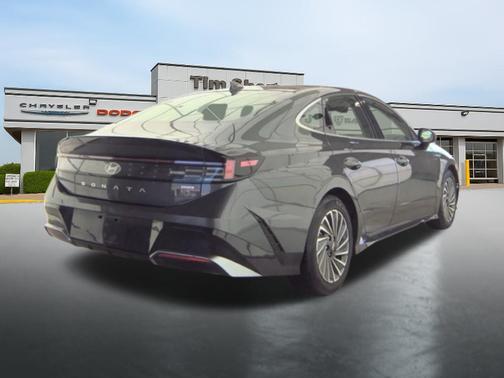 2025 Hyundai SONATA Hybrid SE