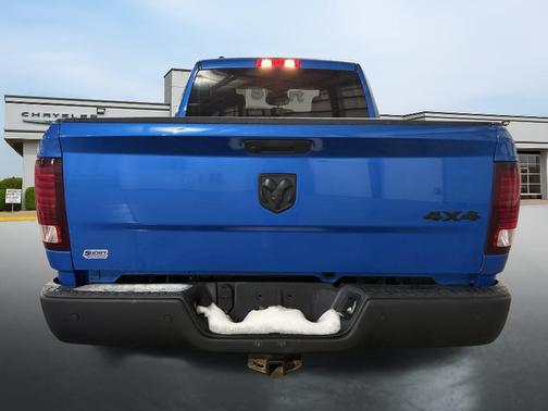 2022 RAM 1500 Classic Warlock Quad Cab 4x4 6'4' Box