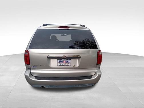 2005 Chrysler Town & Country Touring