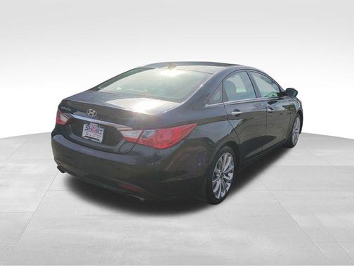 2013 Hyundai SONATA SE