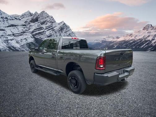 2025 RAM 2500 Tradesman Crew Cab 4x4 6'4' Box
