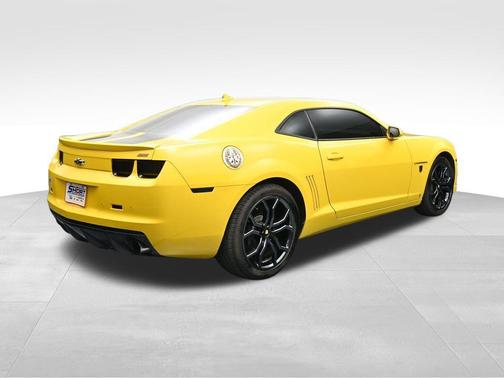 Rally Yellow 2010 Chevrolet Camaro 2SS