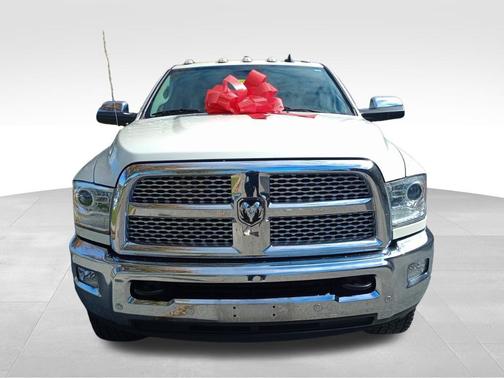 2018 RAM 2500 Laramie Crew Cab 4x4 6'4' Box