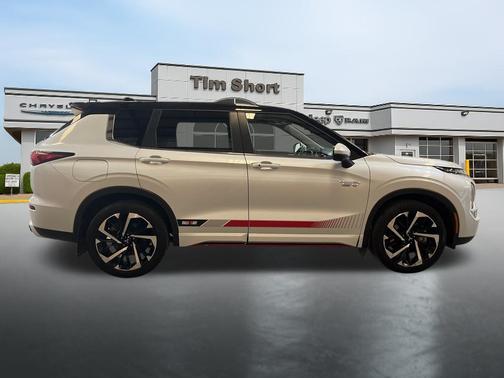 White Diamond/Black Roof 2024 Mitsubishi Outlander PHEV SE Ralliart