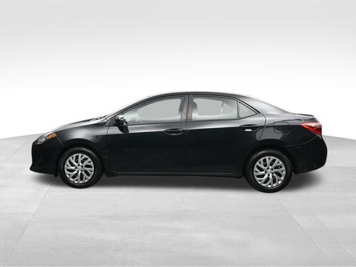 Black Sand Pearl 2018 Toyota Corolla LE