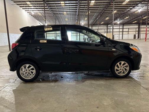 2022 Mitsubishi Mirage ES