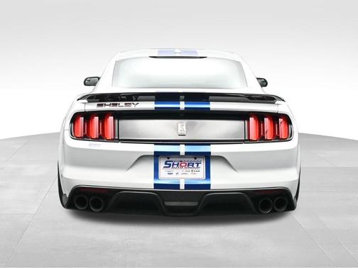 Oxford White 2017 Ford Shelby GT350 Base