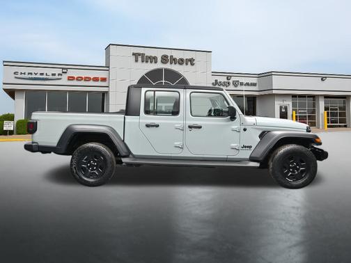 Limited Edition Earl Clearcoat 2023 Jeep Gladiator Sport