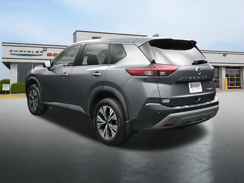 Gun Metallic 2021 Nissan Rogue SV