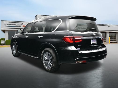 Mineral Black 2022 INFINITI QX80 Luxe