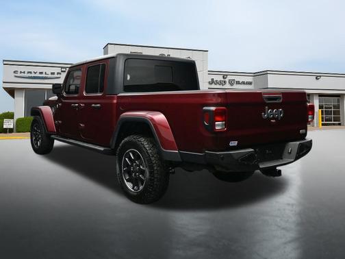 Snazzberry Pearlcoat 2021 Jeep Gladiator Overland