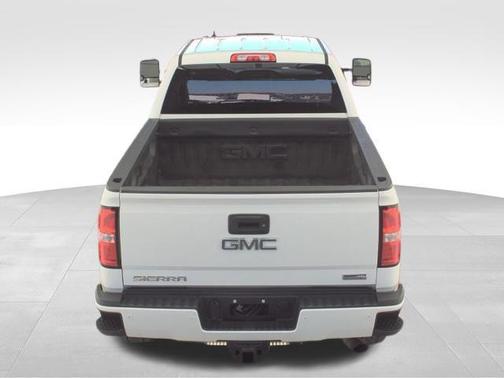 2017 GMC Sierra 2500 SLT