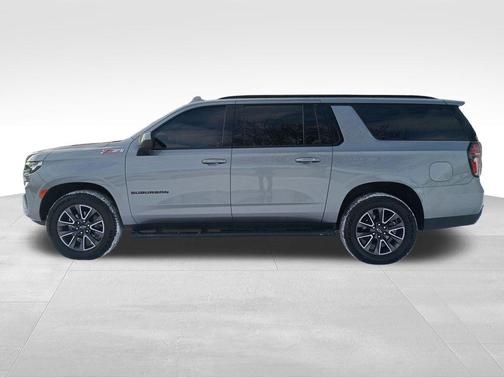 2022 Chevrolet Suburban 4WD Z71