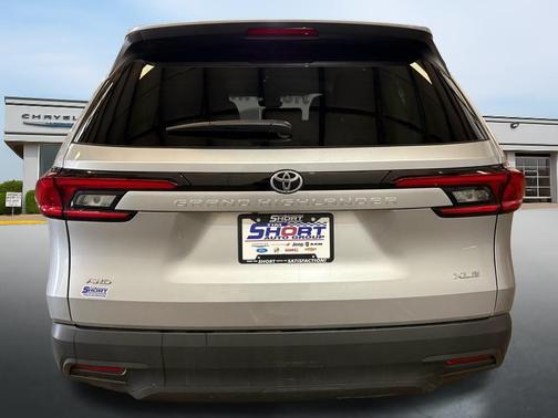 2025 Toyota Grand Highlander XLE