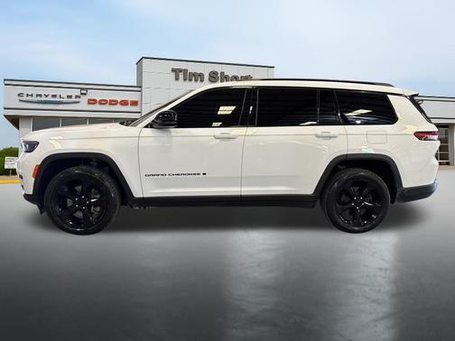 Bright White Clearcoat 2023 Jeep Grand Cherokee L Altitude