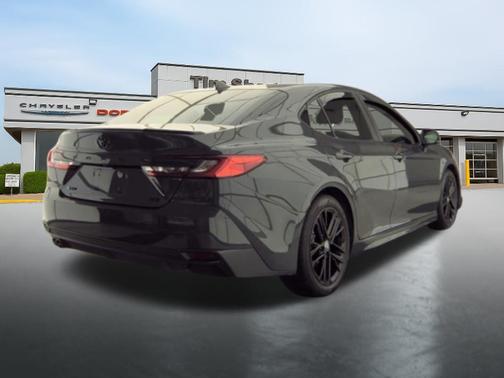Underground 2026 Toyota Camry SE