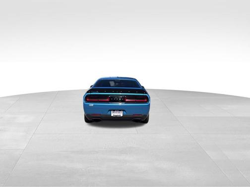 B5 Blue Pearlcoat 2016 Dodge Challenger SRT Hellcat