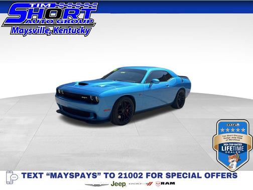 B5 Blue Pearlcoat 2016 Dodge Challenger SRT Hellcat