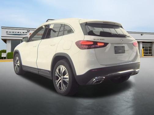 Polar White 2025 Mercedes-Benz GLA 250 4MATIC