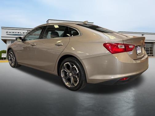 Mineral Gray Metallic 2023 Chevrolet Malibu FWD 1LT