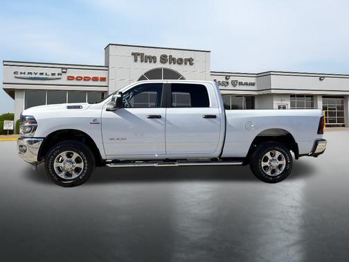 2025 RAM 2500 Big Horn Crew Cab 4x4 6'4' Box