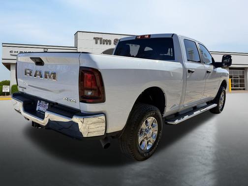 2025 RAM 2500 Big Horn Crew Cab 4x4 6'4' Box