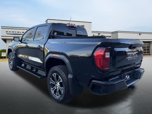 2023 GMC Canyon AT4