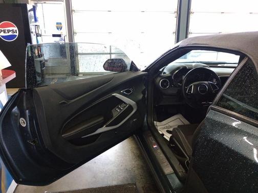 2023 Chevrolet Camaro RWD Convertible LT1