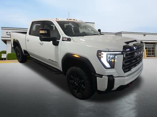 Summit White 2025 GMC Sierra 2500 AT4