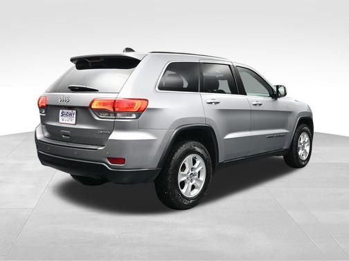 Billet Silver Metallic Clearcoat 2017 Jeep Grand Cherokee Laredo