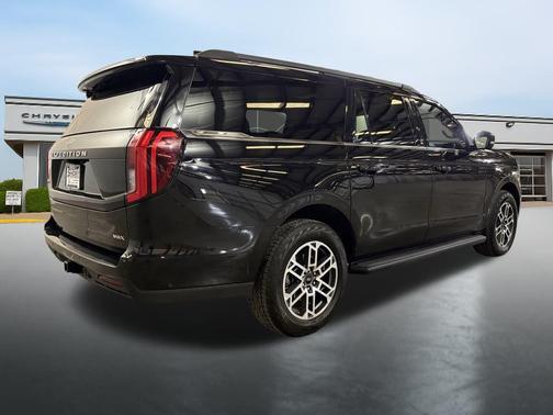 2025 Ford Expedition Max Active 4x4