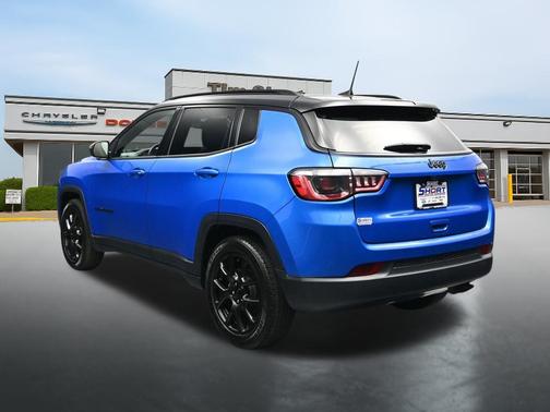 Laser Blue Pearlcoat 2022 Jeep Compass Latitude