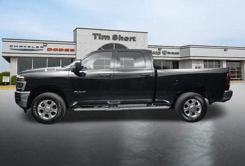 Diamond Black 2026 RAM 2500 Big Horn Crew Cab 4x4 6'4' Box