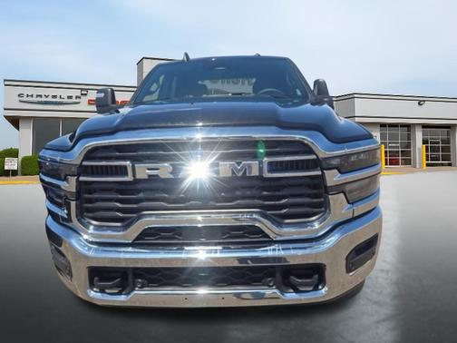 Diamond Black 2026 RAM 2500 Big Horn Crew Cab 4x4 6'4' Box