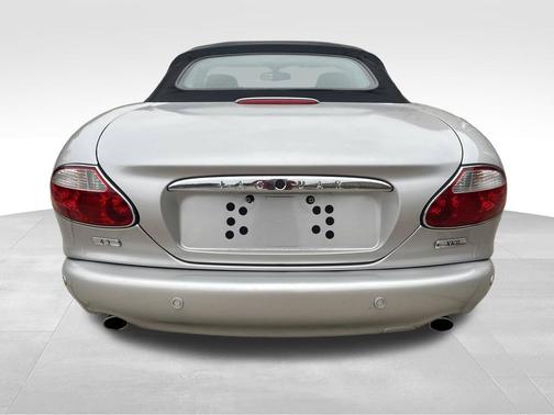 2004 Jaguar XK8