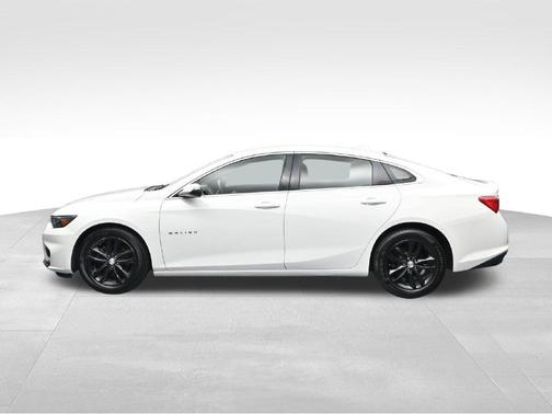 Summit White 2018 Chevrolet Malibu LT