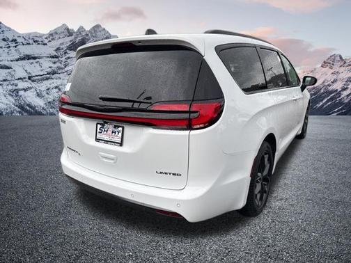 2026 Chrysler Pacifica Limited