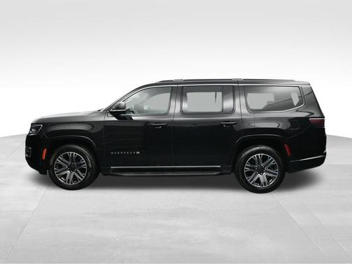 Diamond Black Crystal Pearlcoat 2024 Jeep Wagoneer Series II 4x4