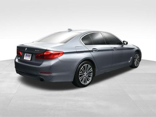 Bluestone Metallic 2019 BMW 530 xDrive
