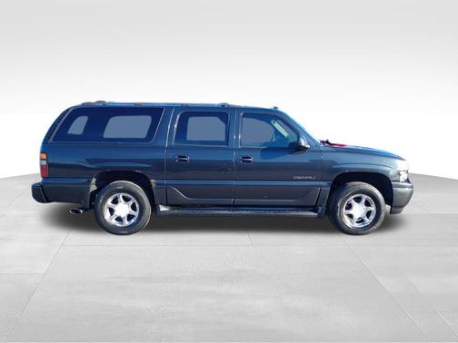 2004 GMC Yukon XL Denali