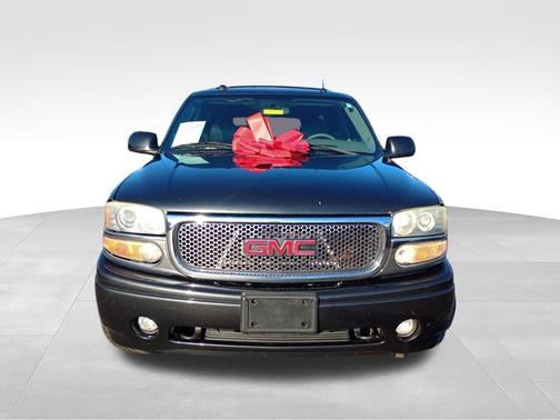 2004 GMC Yukon XL Denali