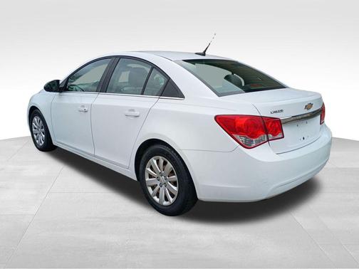 2011 Chevrolet Cruze LS