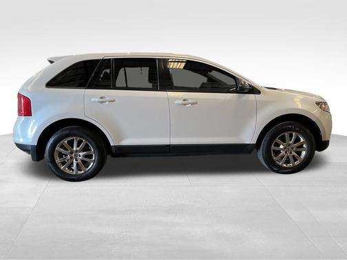White Platinum Metallic Tri-Coat 2014 Ford Edge SEL